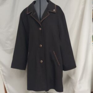 Elegant Wool Trench Coat with Brown Trim